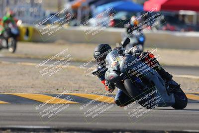 media/Dec-18-2022-SoCal Trackdays (Sun) [[8099a50955]]/Turn 2 (950am)/